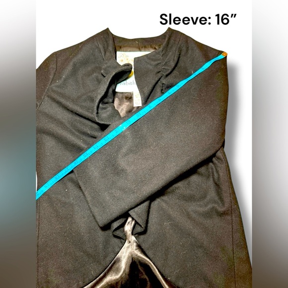 Tabitha  Women's Anthropologie Black Ruffle Short  Jacket Blazer Wool Blend Sz 6 - Picture 6 of 7